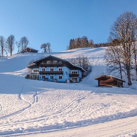 Saalbach Apartments Landhaus Bernkogel - Ski In Ski Out Exterior photo