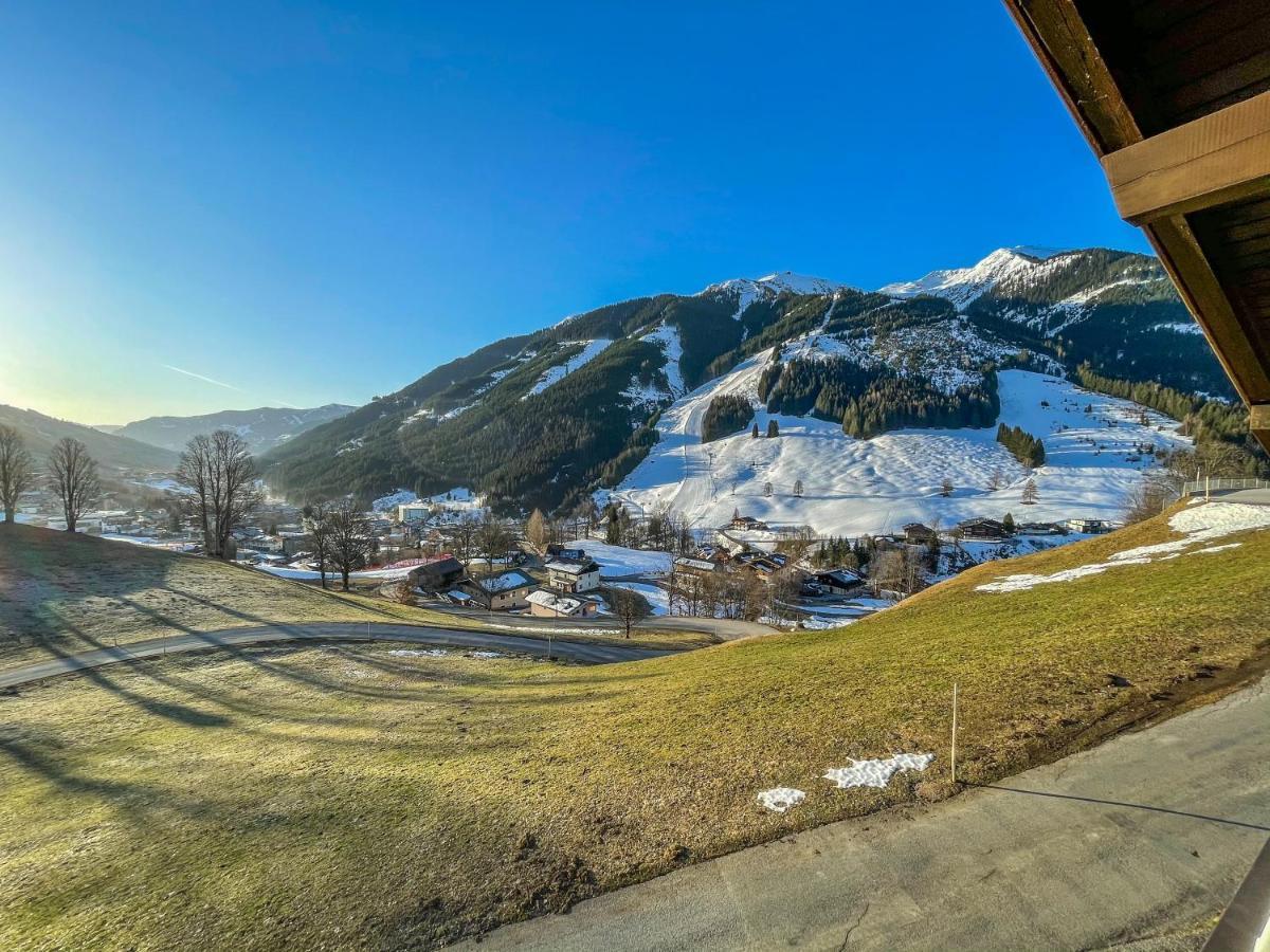 Saalbach Apartments Landhaus Bernkogel - Ski In Ski Out Exterior photo