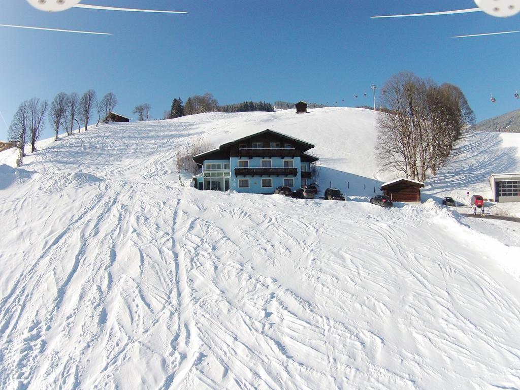 Saalbach Apartments Landhaus Bernkogel - Ski In Ski Out Exterior photo